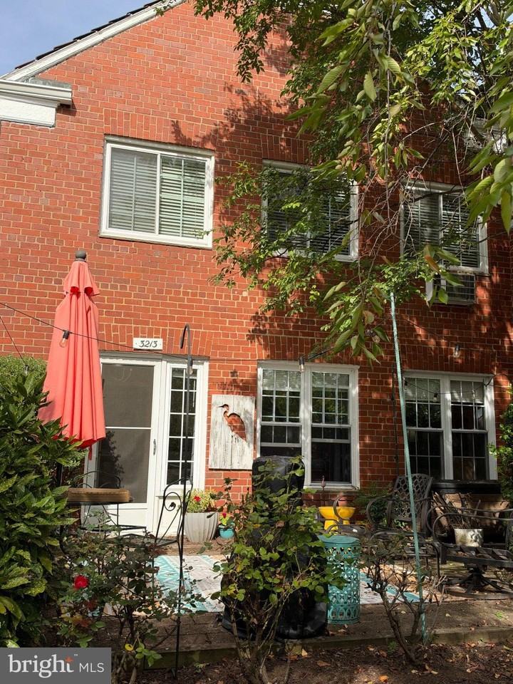 3213 Martha Custis Dr - Photo 5 of 6