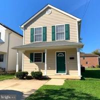 featured image of 1005 Myrick St