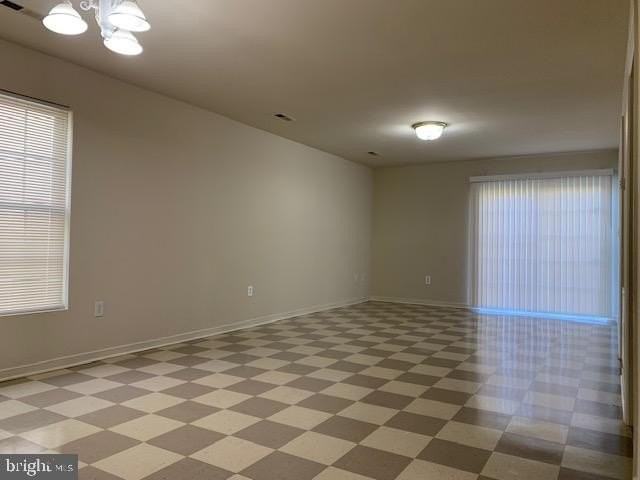 1005 Myrick St - Photo 3 of 16