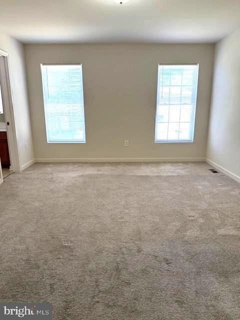 1005 Myrick St - Photo 7 of 16