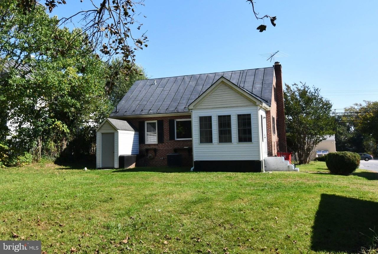 5117 Main St - Photo 2 of 42