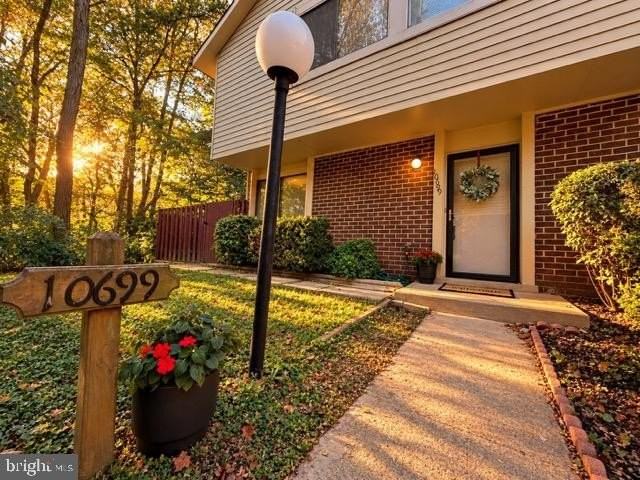 10699 Spring Oak Ct - Photo 2 of 20