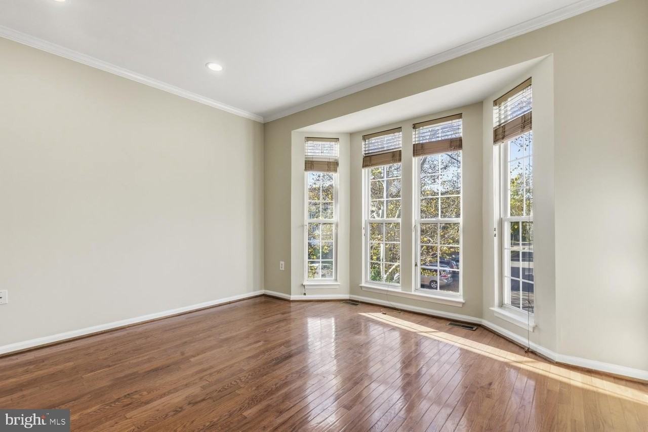 14718 Beaumeadow Ct - Photo 3 of 40