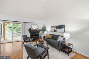 featured image of 3377 Lakeside View Dr #19-2