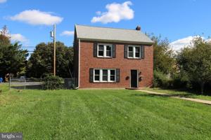 featured image of 415 Virginia Ave #B