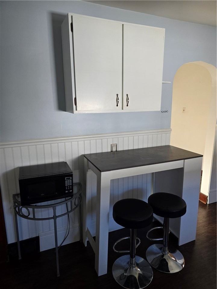 947 Hazel Ave - Photo 5 of 23