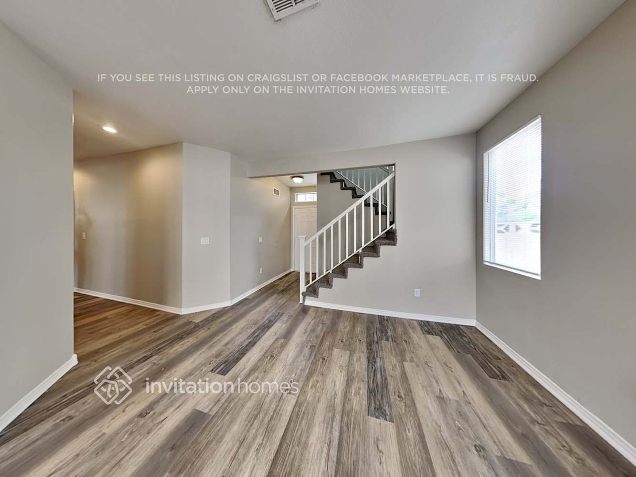 1004 Padre Island St - Photo 7 of 25