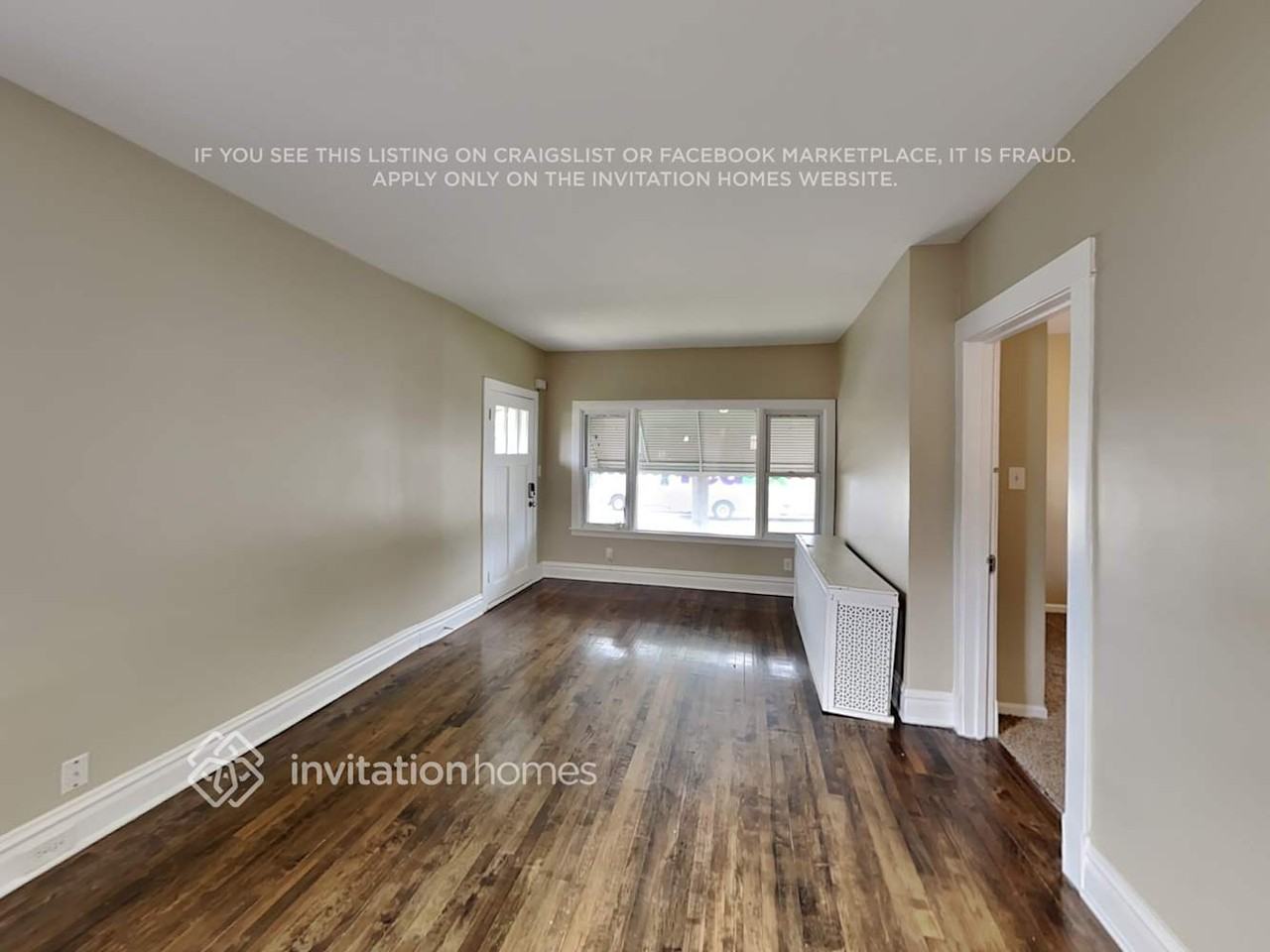 1119 N 20th Ave - Photo 6 of 22