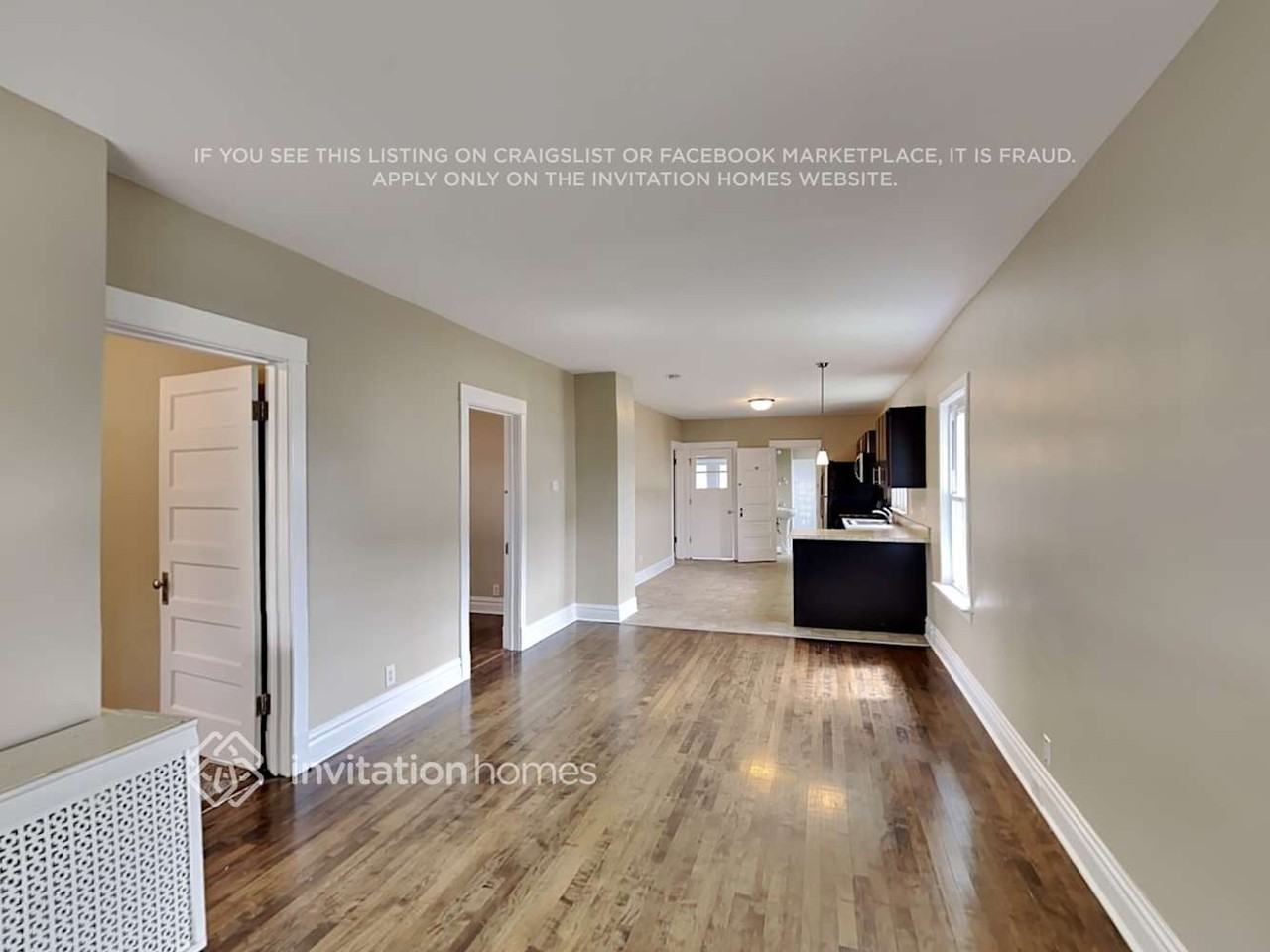 1119 N 20th Ave - Photo 7 of 22