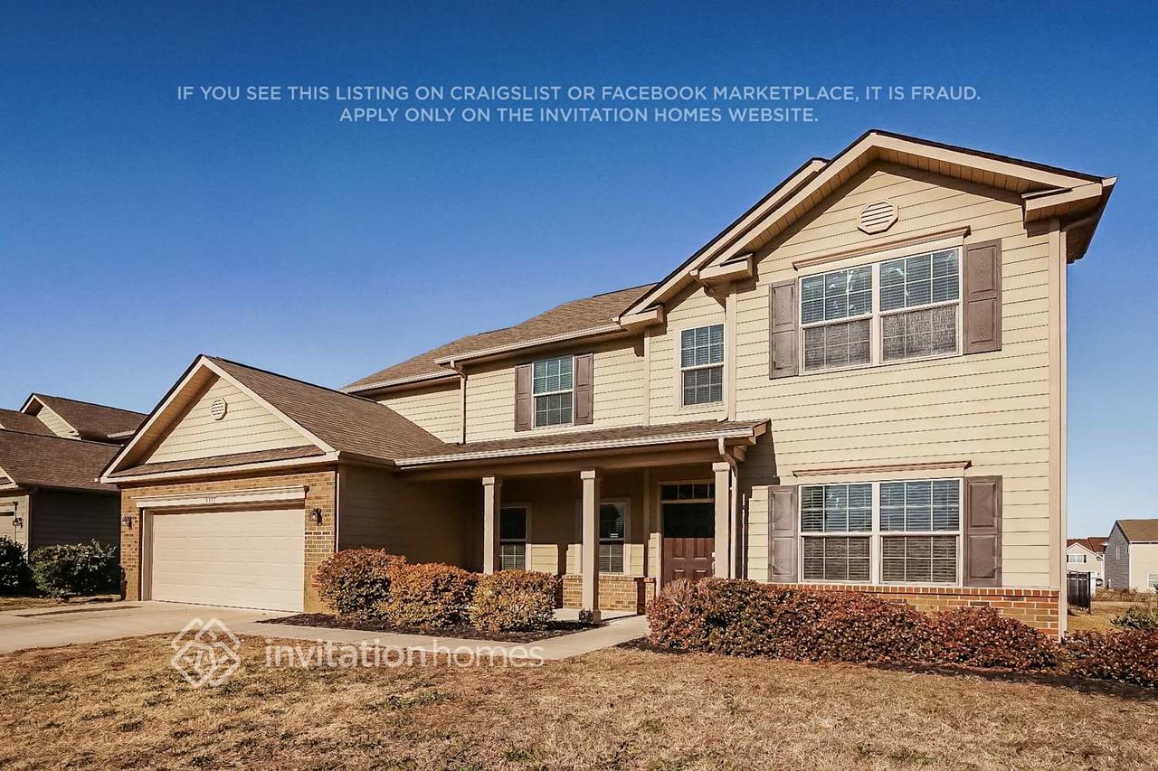 5377 Roberta Crossing Dr - Photo 4 of 18
