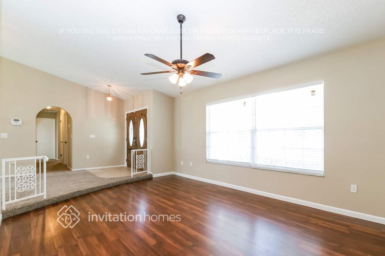 7331 Skyview Ave - Photo 3 of 21