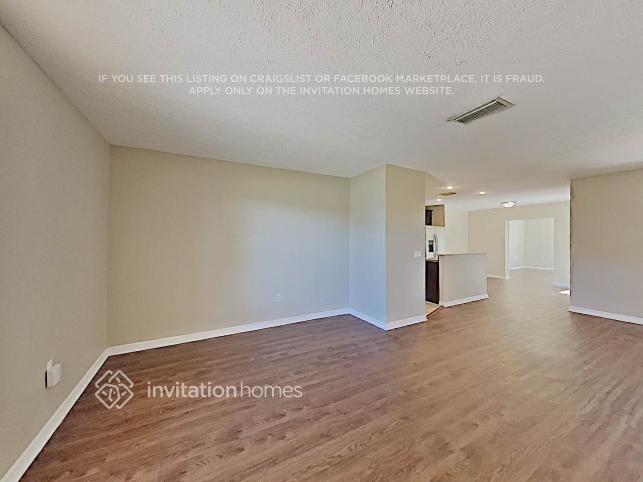 7406 Capitano St - Photo 4 of 16