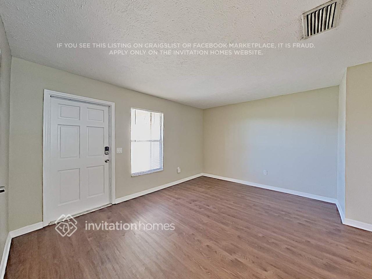 7406 Capitano St - Photo 3 of 16