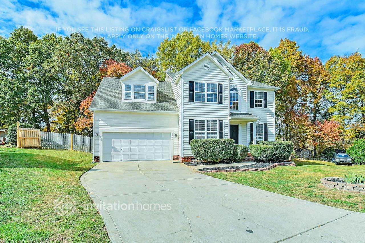 4729 Buckminister Ct - Photo 2 of 27