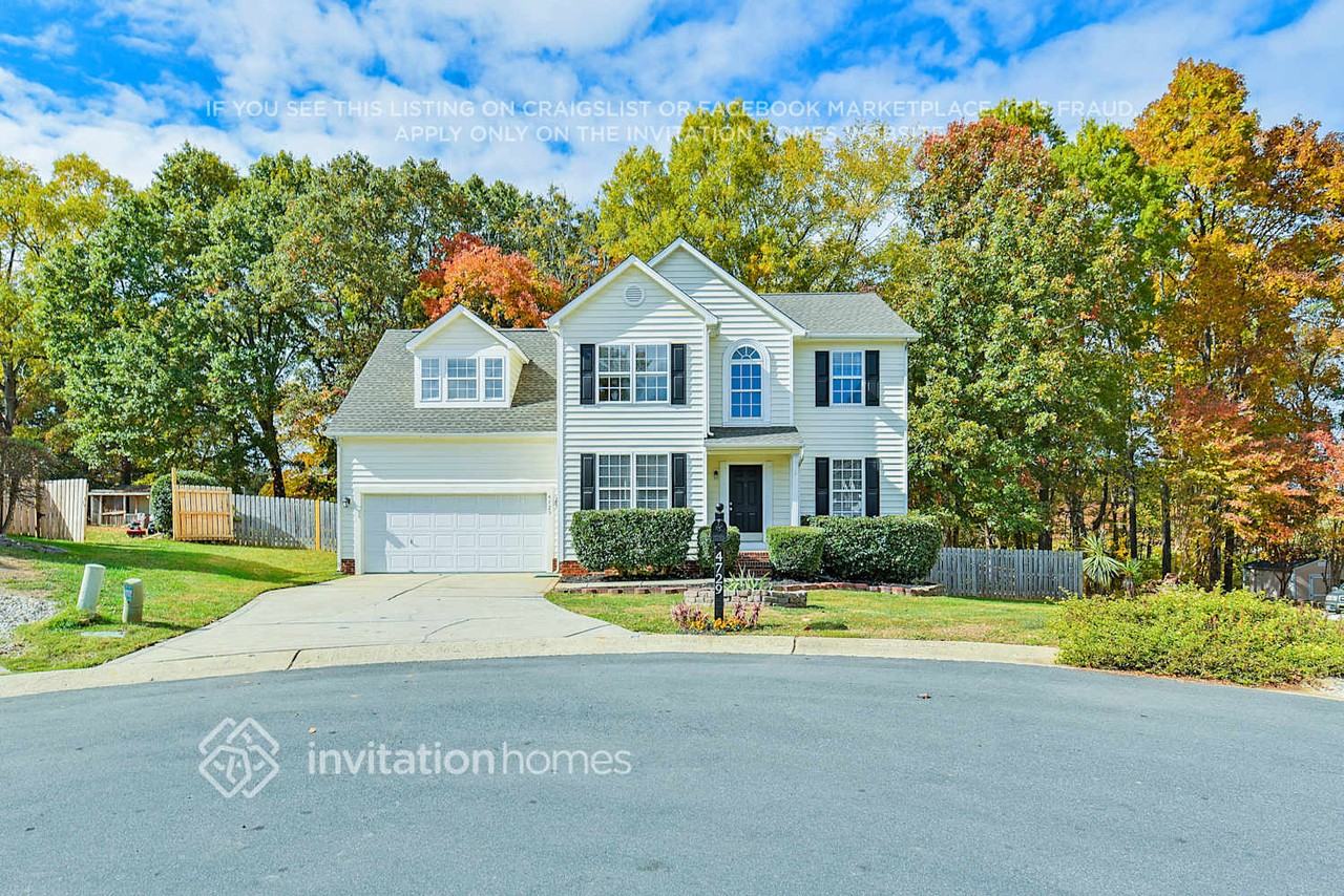 4729 Buckminister Ct - Photo 3 of 27