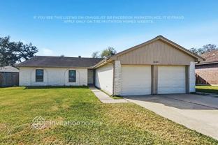 16422 Oxnard Ln - Photo 1 of 1