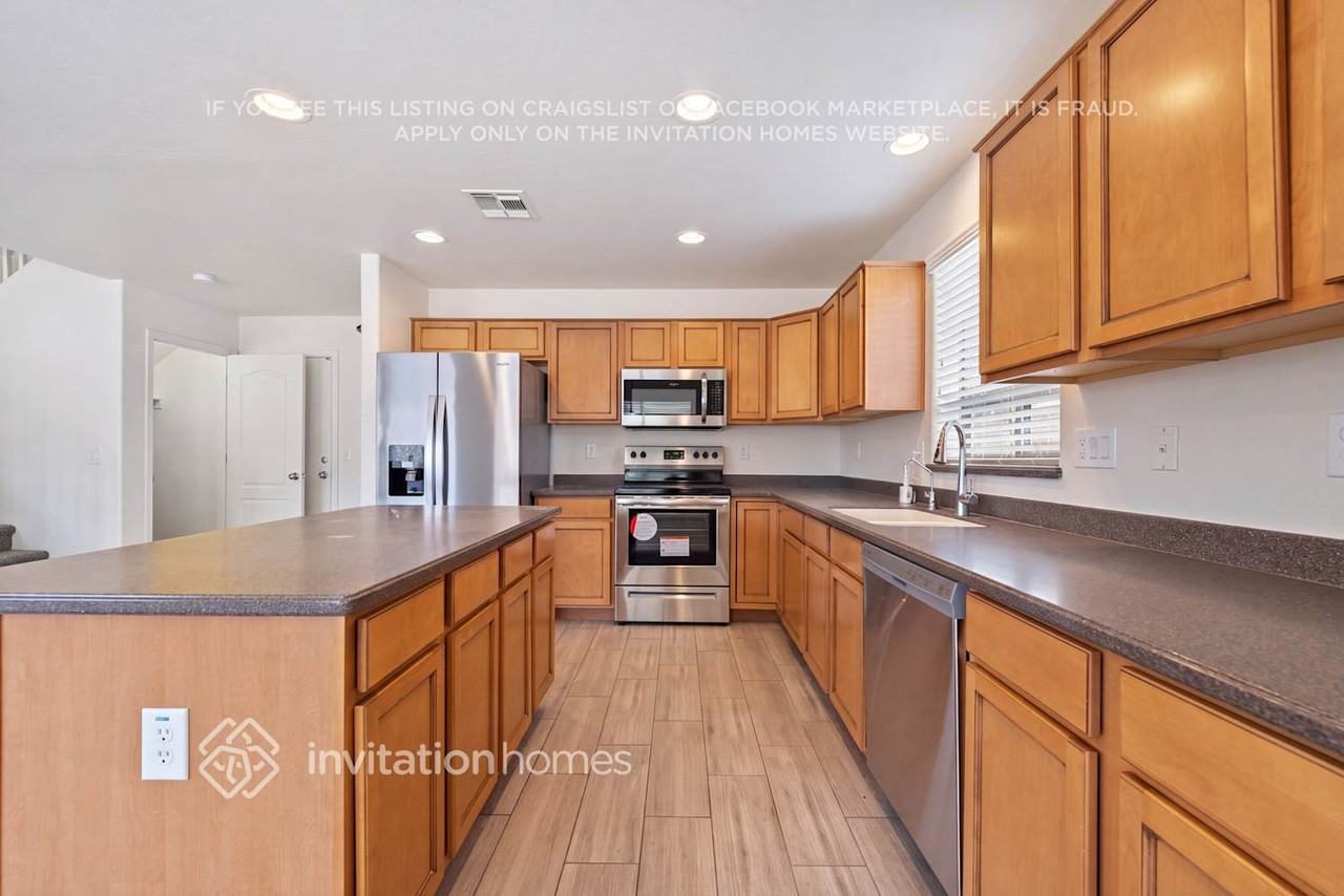 41166 W Sanders Way - Photo 7 of 17