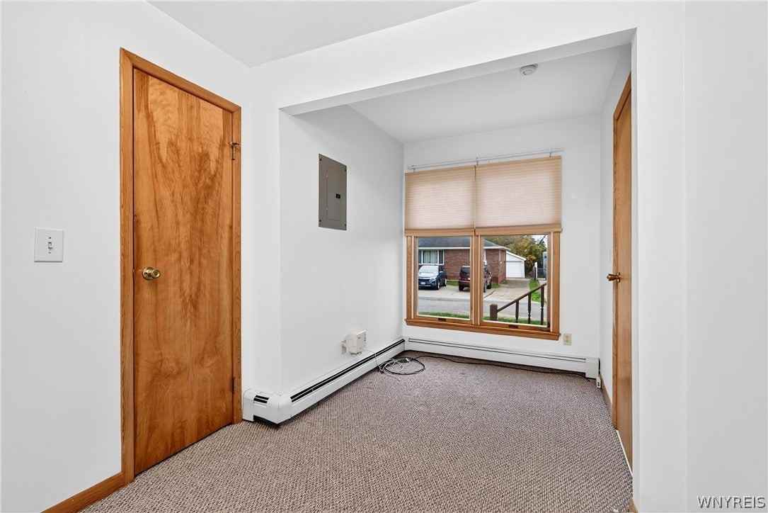 4113 Willowdale Ave - Photo 5 of 36