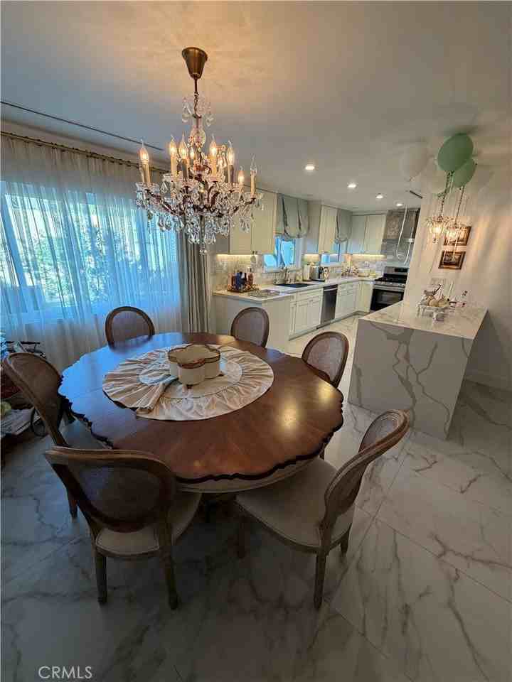 503 E Tujunga Ave - Photo 3 of 18