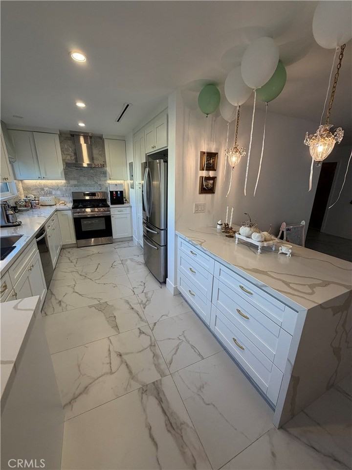 503 E Tujunga Ave - Photo 5 of 18