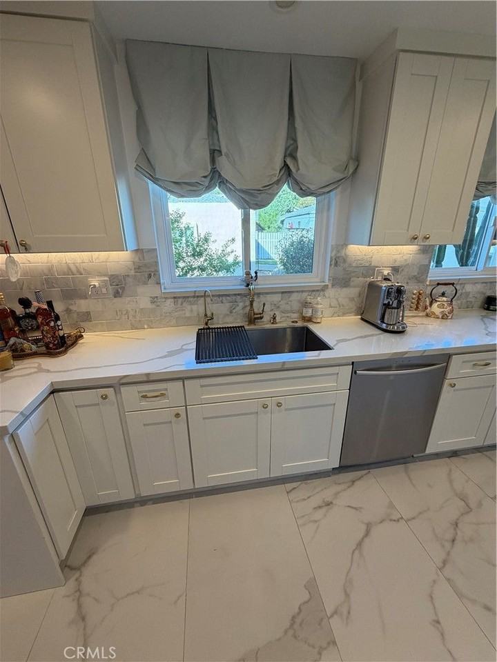 503 E Tujunga Ave - Photo 7 of 18