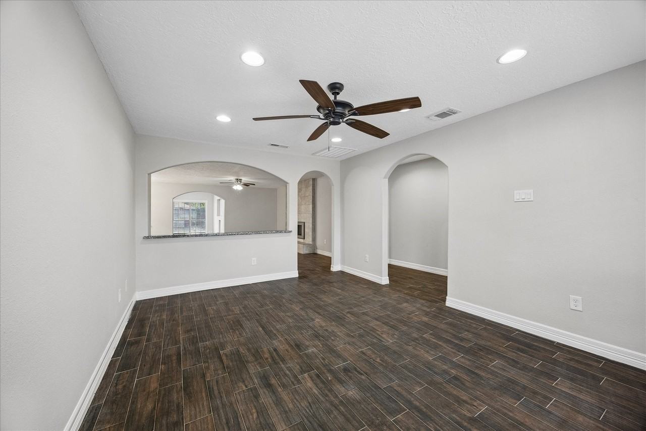 2109 Harper Dr - Photo 7 of 21