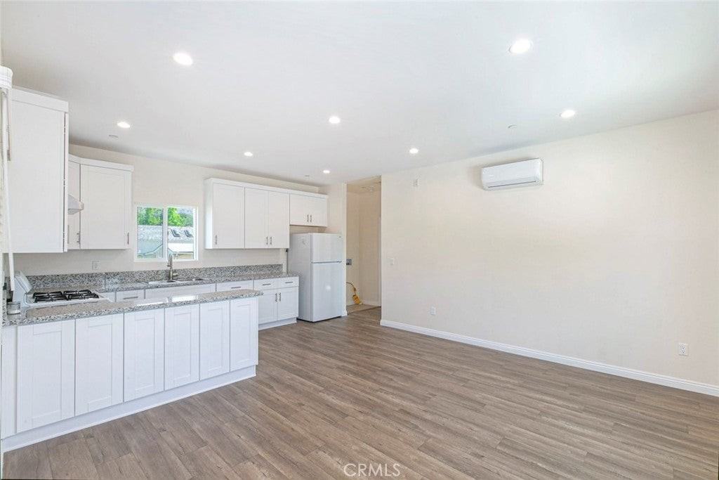 1811 Bel Aire Dr - Photo 4 of 10