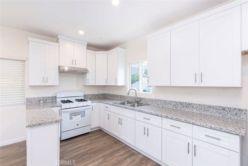 1811 Bel Aire Dr - Photo 5 of 10