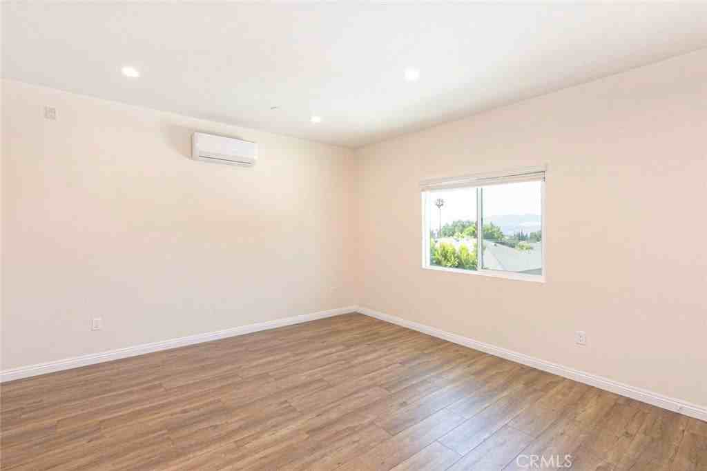 1811 Bel Aire Dr - Photo 6 of 10