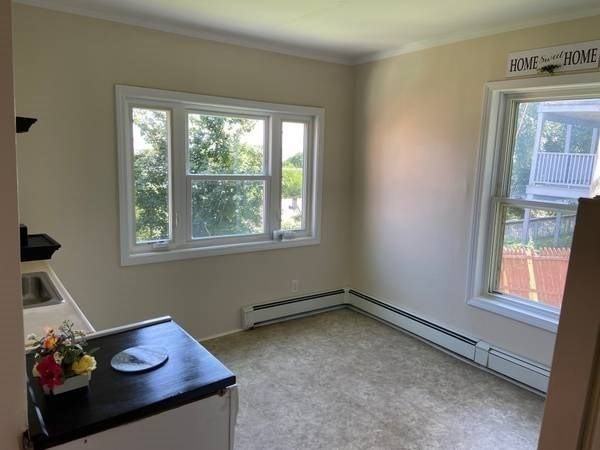 100 Bellingham Ave - Photo 4 of 11