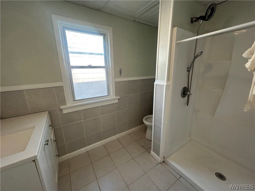 515 Ontario St - Photo 7 of 10