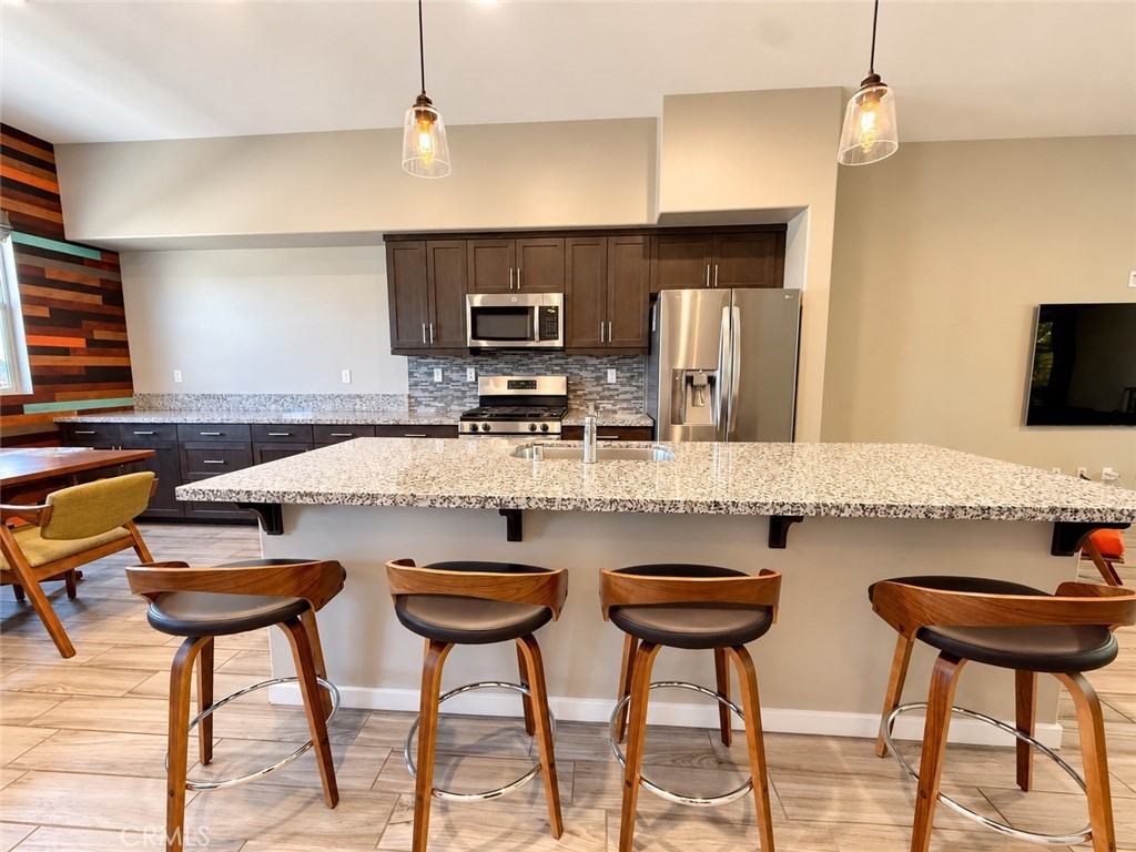 735 Sawyer Pl - Photo 3 of 32