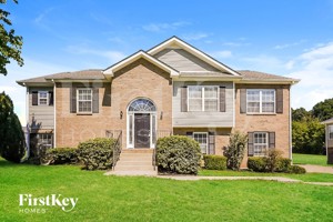 featured image of 3426 N Henderson Way