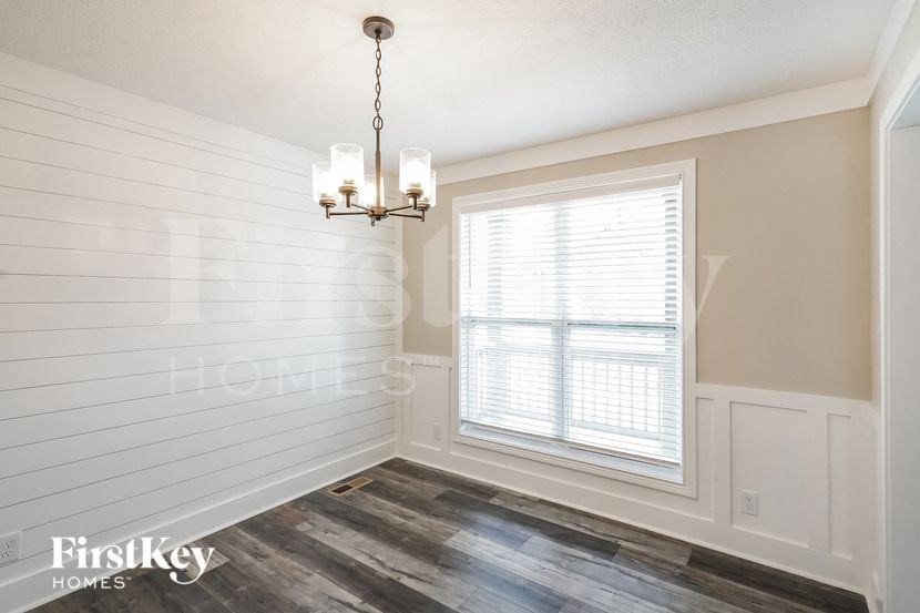 1137 Christian James Dr - Photo 4 of 15