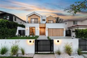 featured image of 16749 Addison St