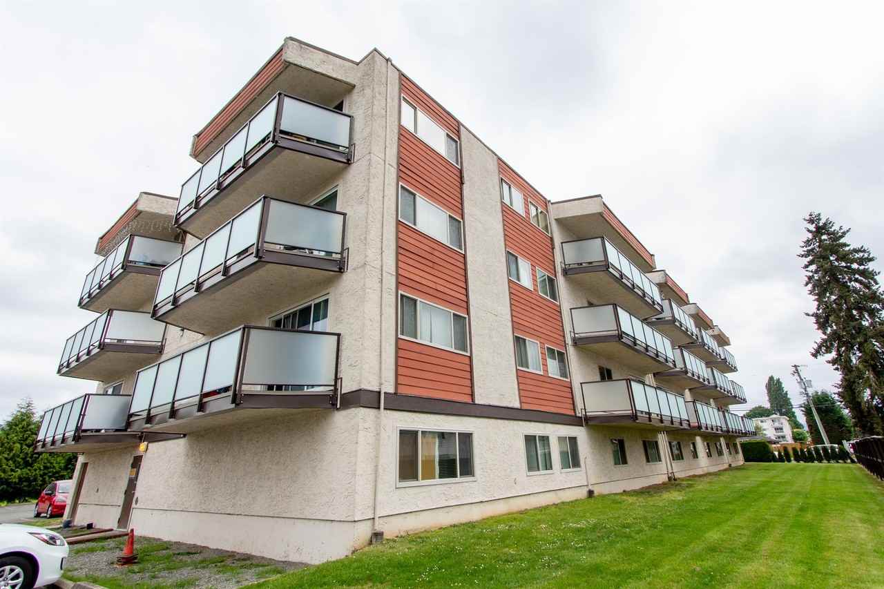 Wild Rose Apartments - Photo 3 of 15