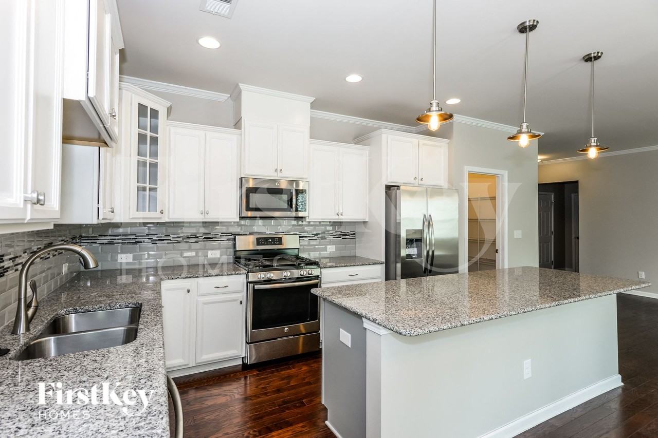 617 Gardenbrook Trl - Photo 6 of 15