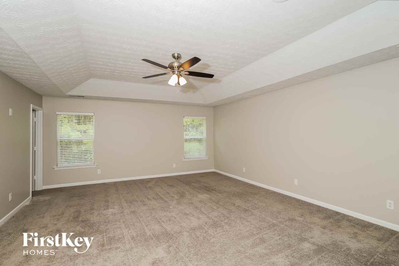 2856 Brookford Ln Sw - Photo 7 of 15