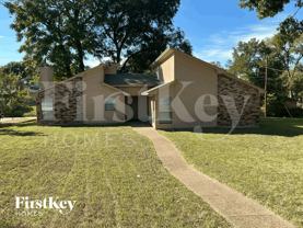 5617 Shady Crest Trl - Photo 1 of 1