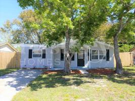 featured image of 4232 Mesa Dr