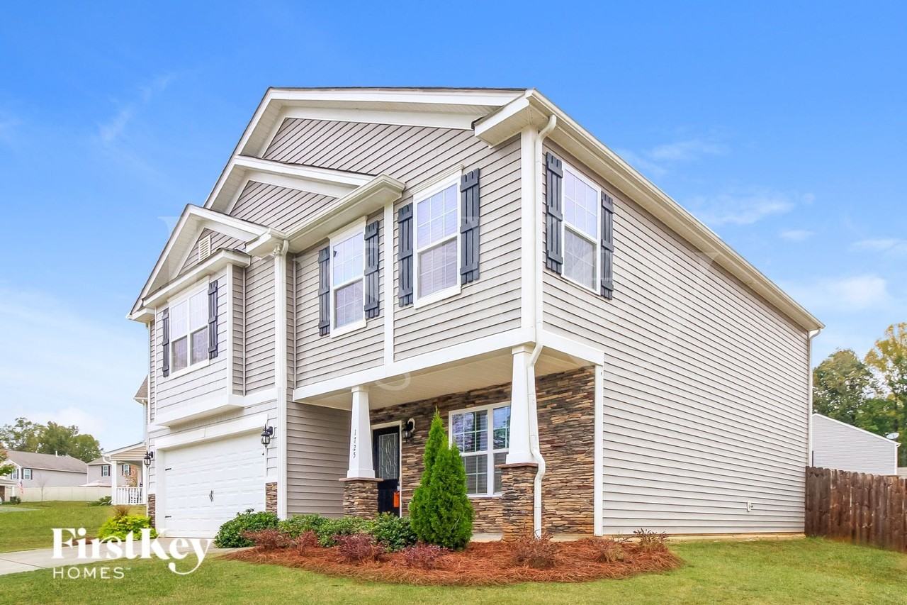 1725 Klompen Rd - Photo 2 of 15