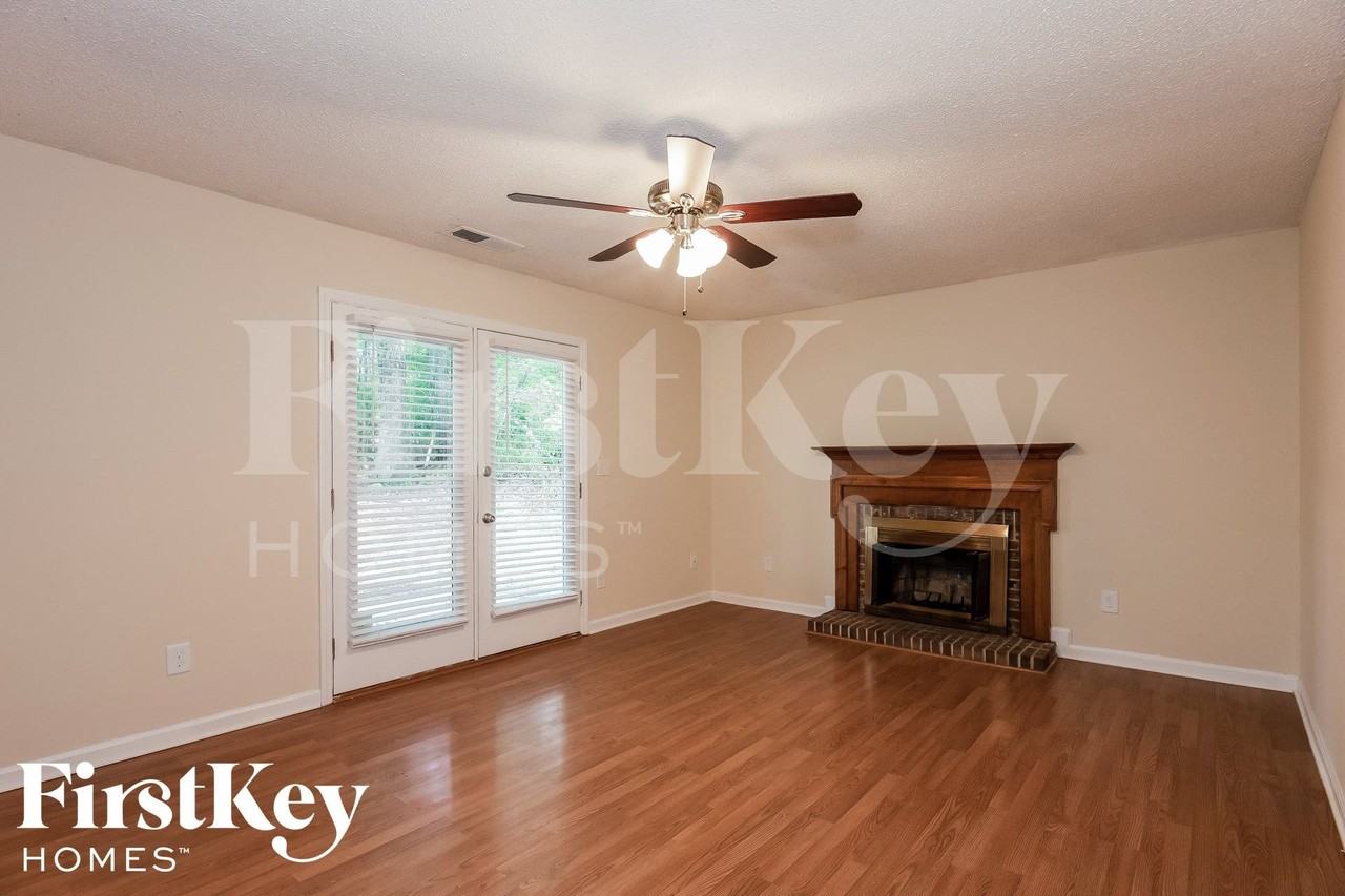 10326 Northwoods Forest Dr - Photo 5 of 14