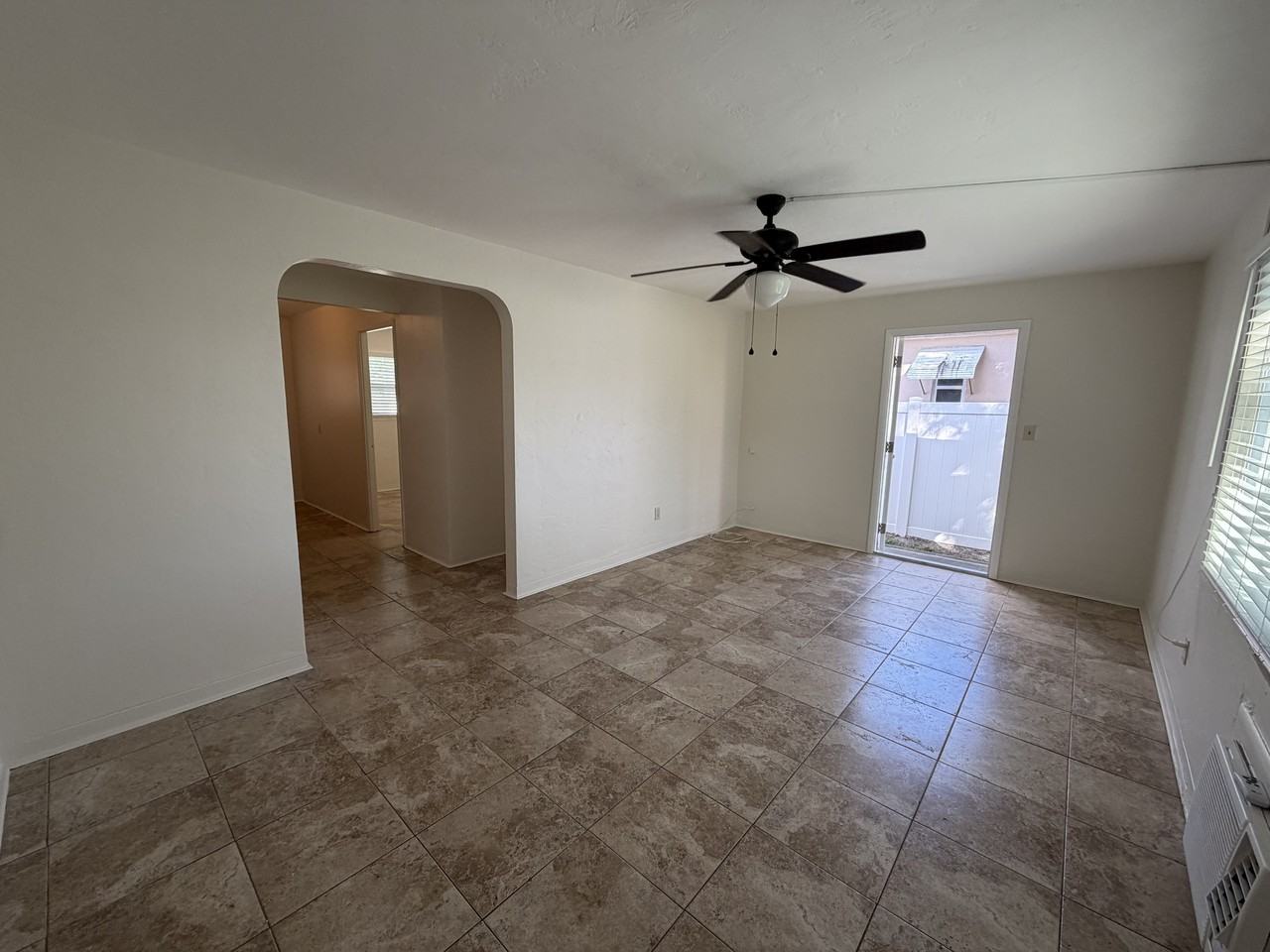 2821 40th Ave N - Photo 5 of 14