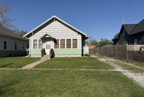 featured image of 406 S Chicago Ave #1