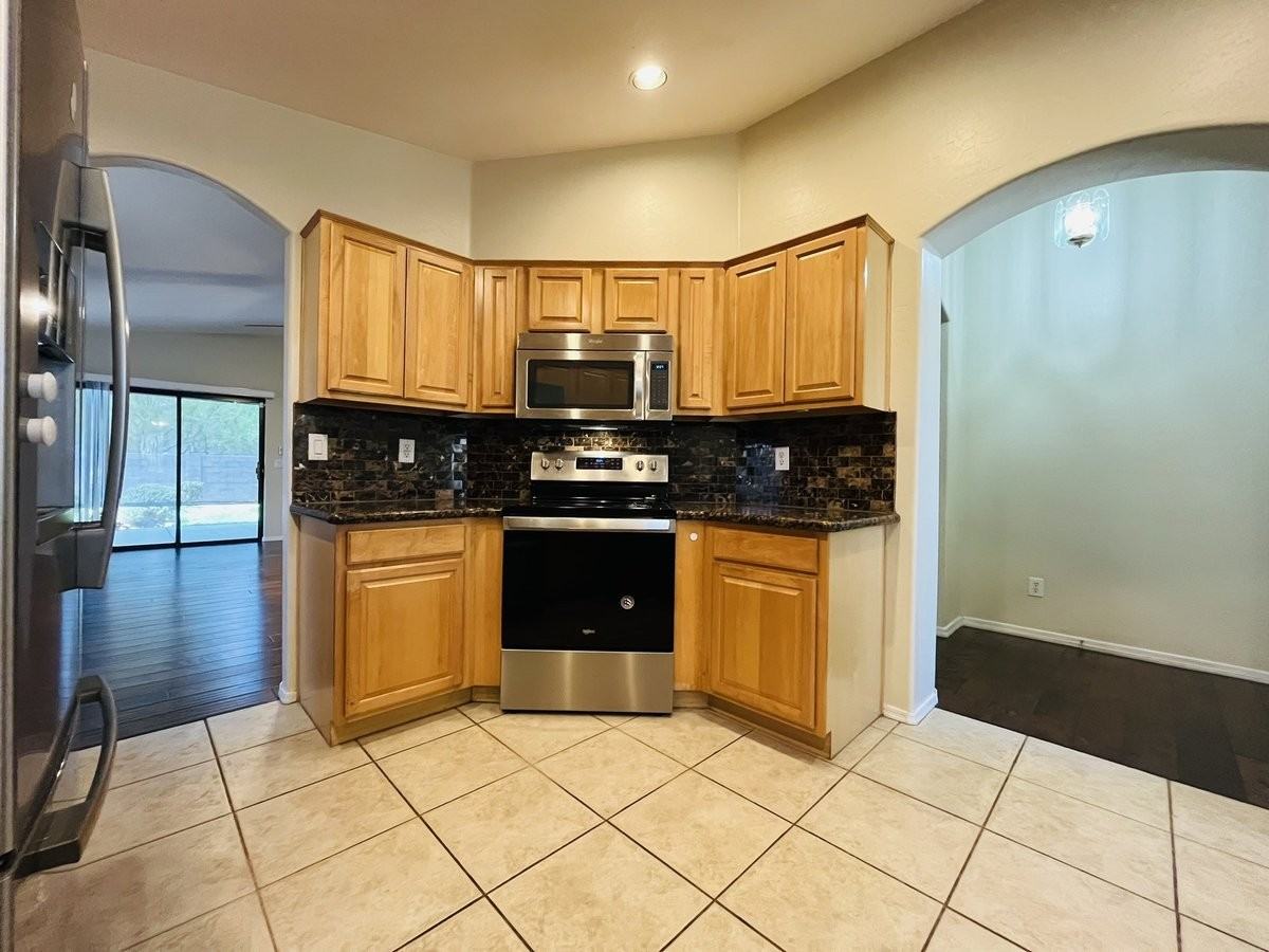 17802 N 41st Pl - Photo 2 of 22