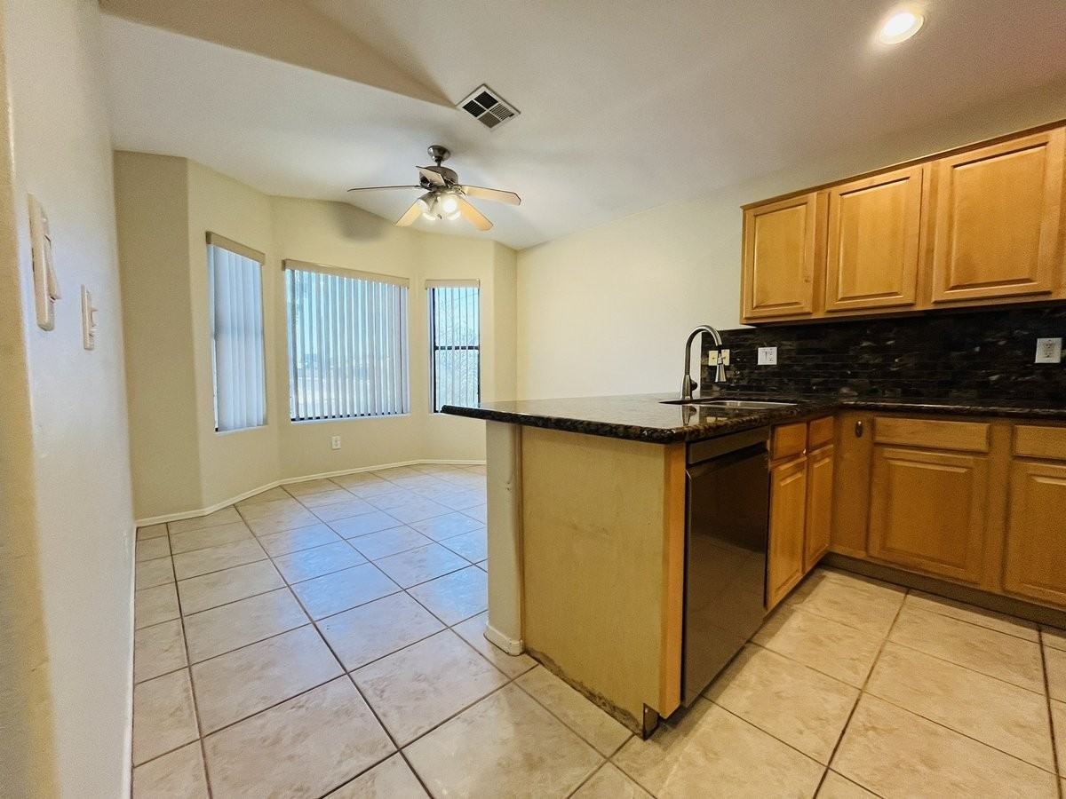 17802 N 41st Pl - Photo 3 of 22