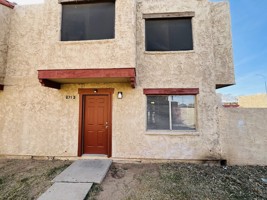 featured image of 6713 W Devonshire Ave