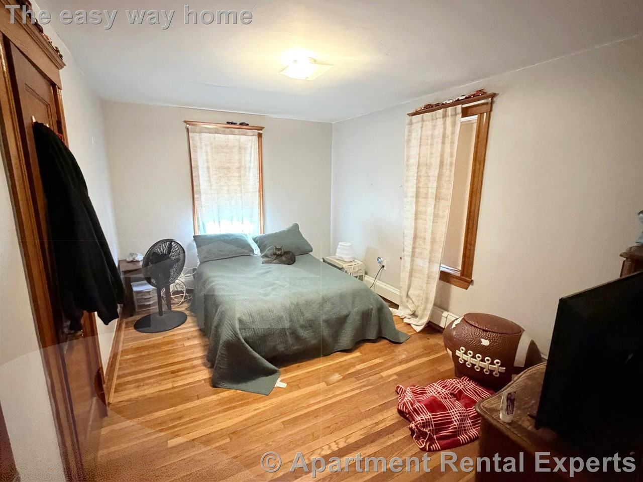 130 Bonner Ave - Photo 5 of 11