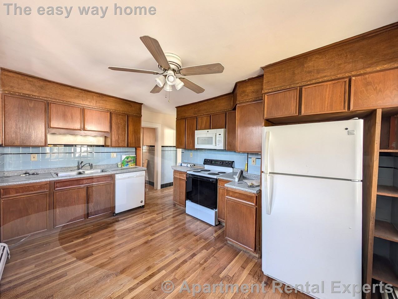 23 Chestnut St #2 - Photo 2 of 20