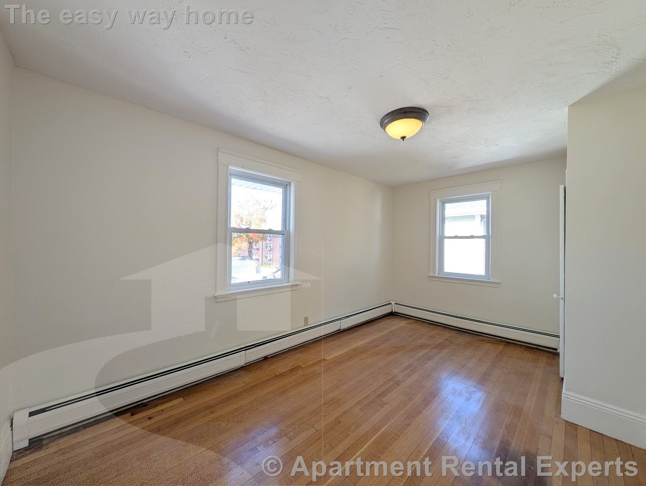 23 Chestnut St #2 - Photo 3 of 20